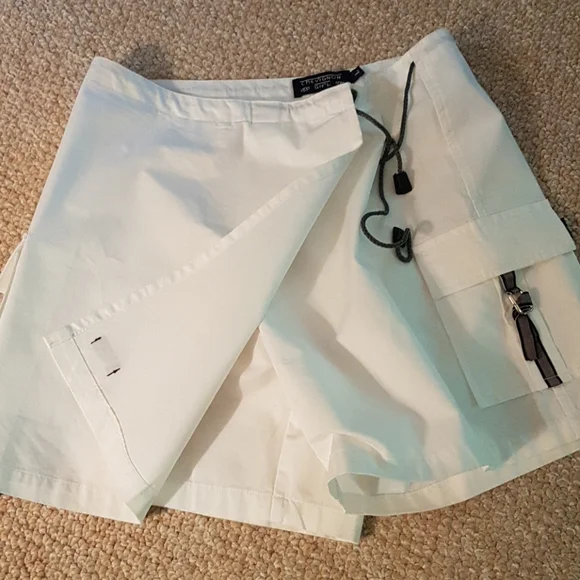 Skort - Picture 2 of 5